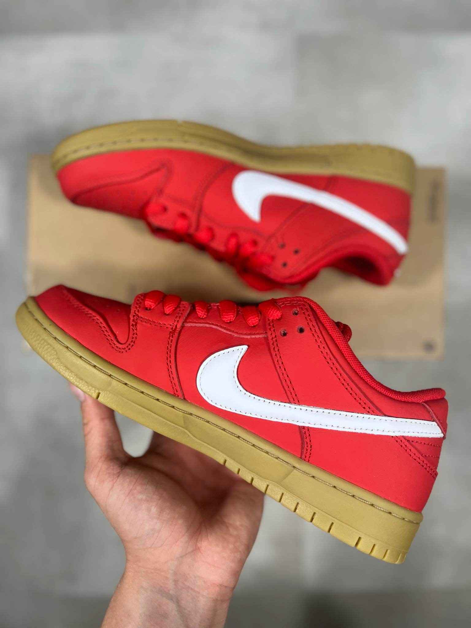 Nike SB Dunk Low University Red Gum (40)