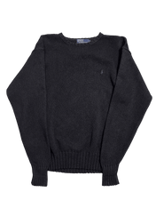 Fekete vintage hosszú ujjú kötött pulóver, klasszikus utcai ruházat stílusban.