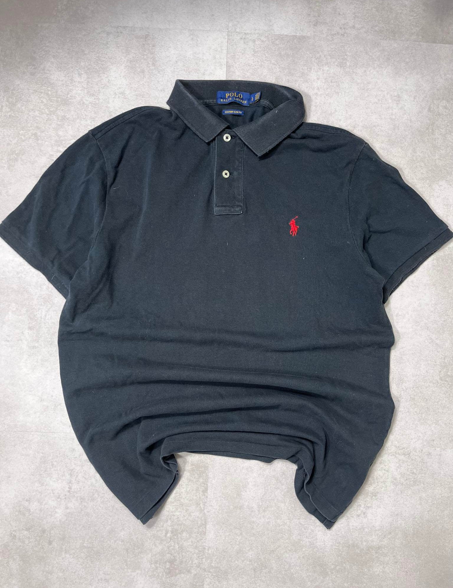Ralph Lauren Polo (L)