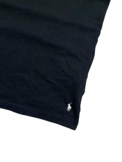 Fekete vintage póló kis fehér lovas hímzéssel, streetwear stílus