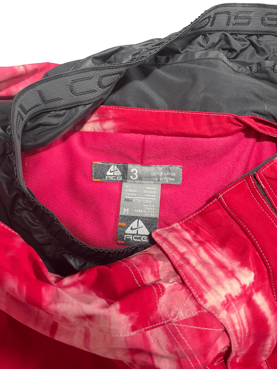 *RARE* Nike ACG Trackpants (M)