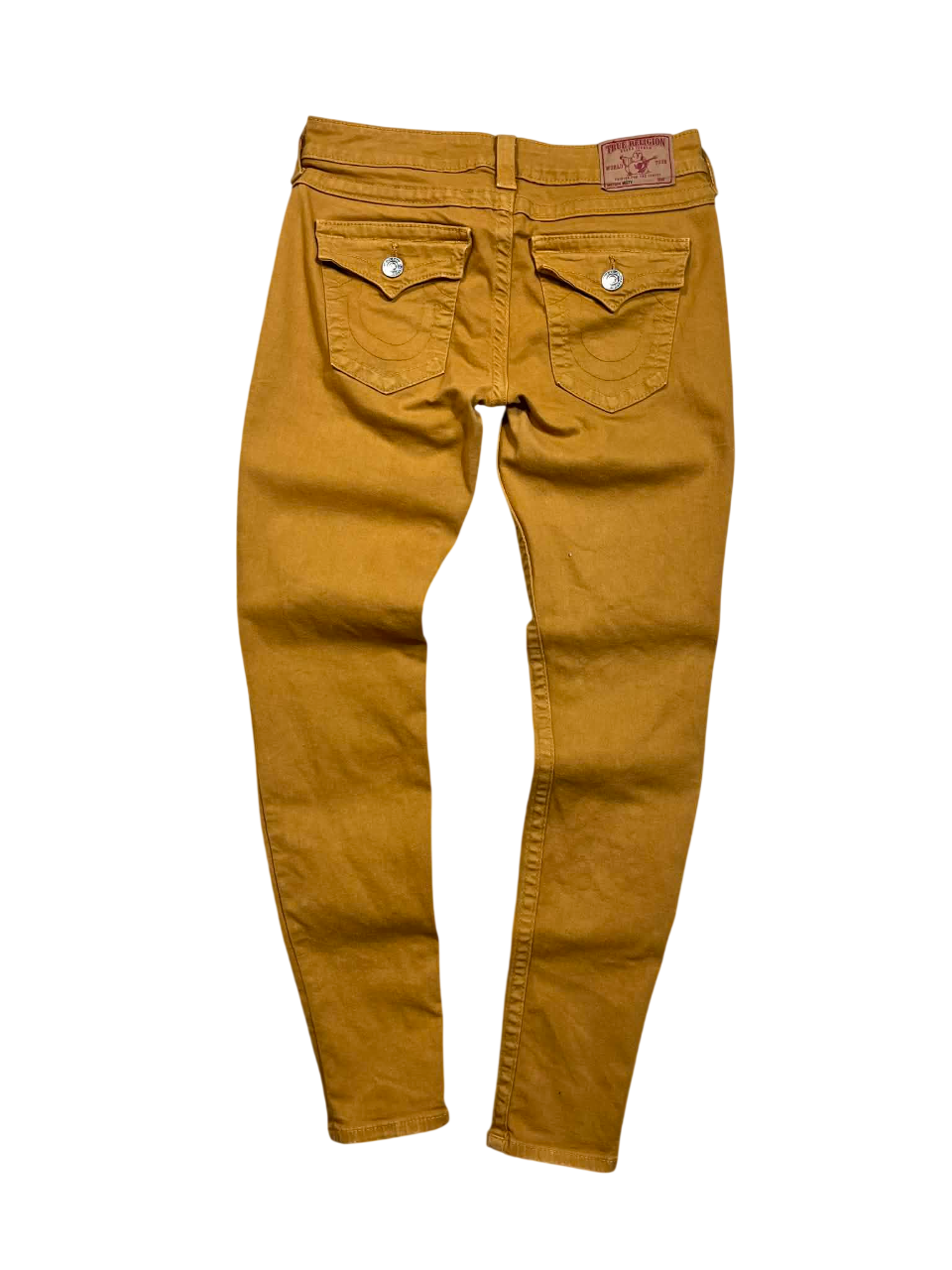 Sárga vintage skinny farmernadrág, hátsó steppelt zsebekkel, utcai divat