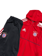 *Adidas 2017-18 Bayern Munich Tracksuit (M)