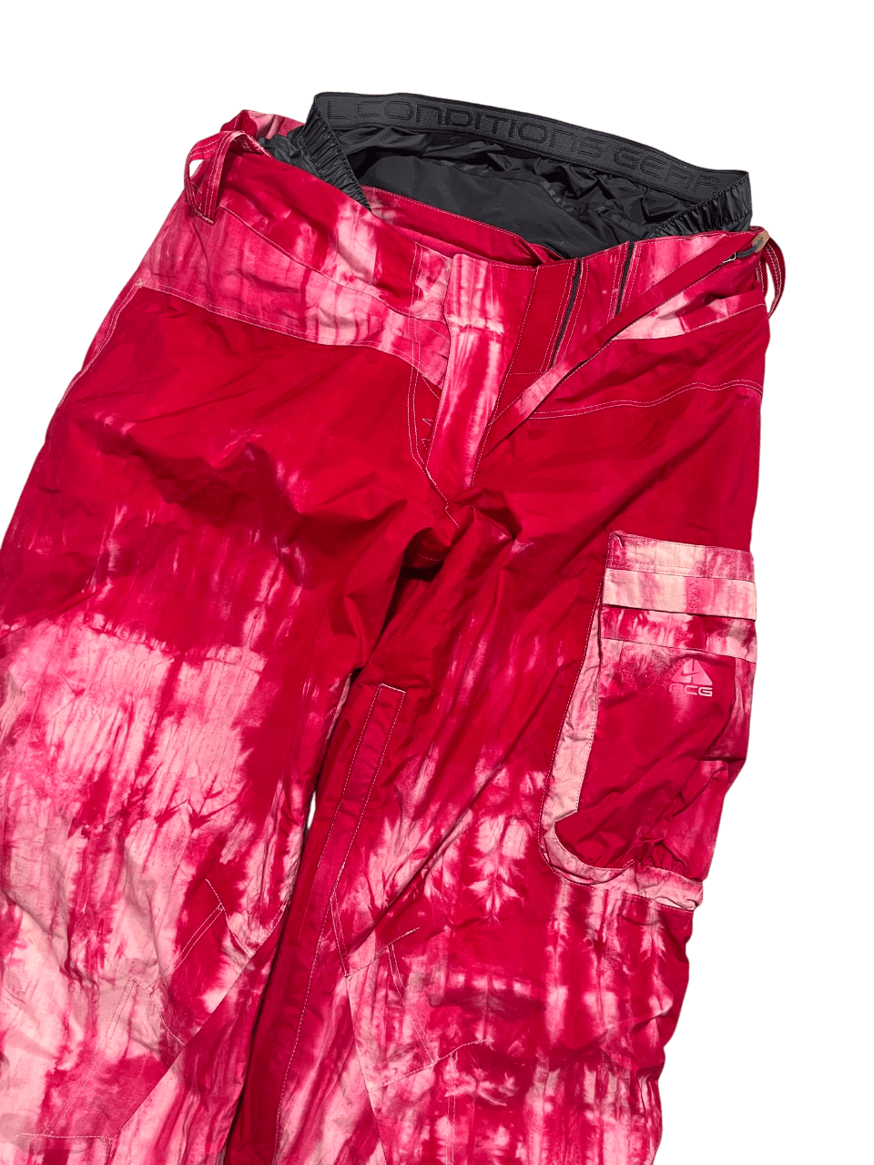 *RARE* Nike ACG Trackpants (M)